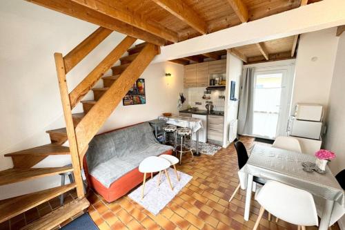 Photo de la galerie de l'établissement Maisonnette tout confort - Jardin -300m des plages, à Guidel