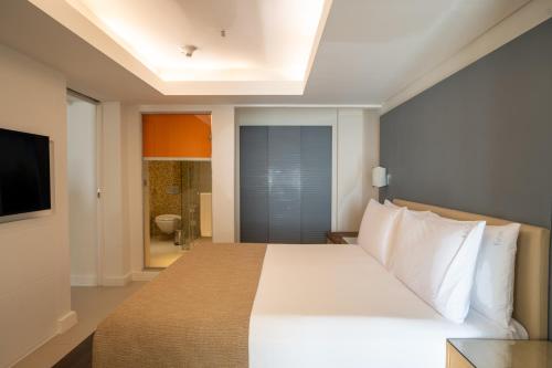 Postel nebo postele na pokoji v ubytování Holiday Inn Cairo Maadi by IHG