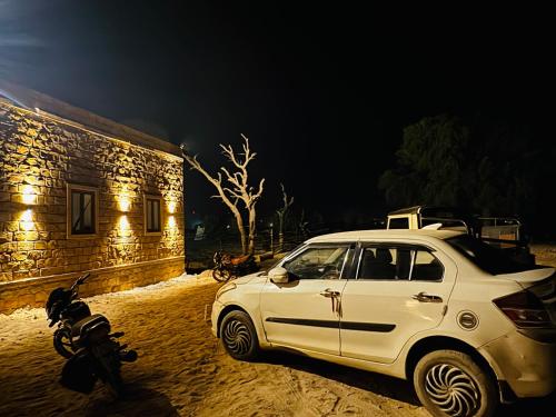 Φωτογραφία από το άλμπουμ του The Chirag Desert Camp Camp Sam and Dunes Jaisalmer σε Sām