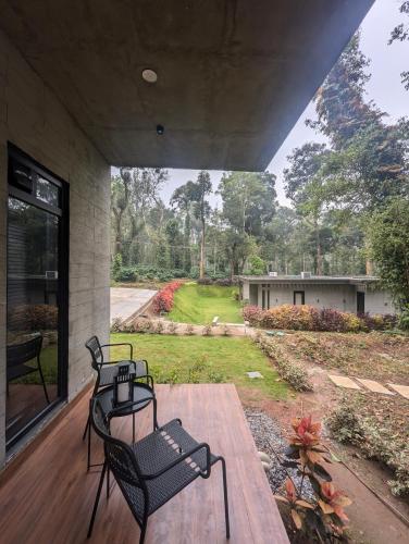 Giardino di Earthsong & Birdsong Luxury Pool Villa by Luxunlock Private Villas