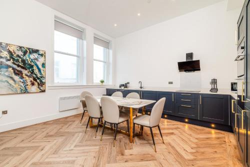 Dapur atau dapur kecil di EPIC Penthouse Collection
