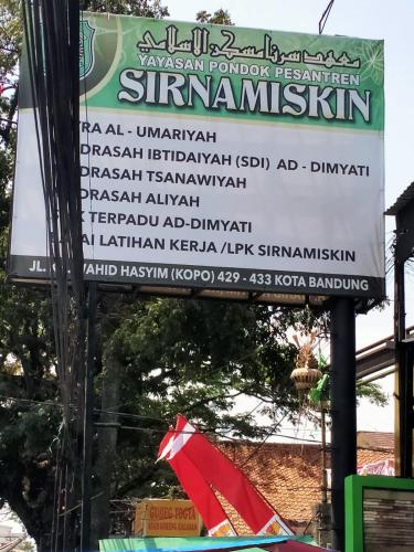 Gallery image of Guest House Sirnamiskin in Bandung