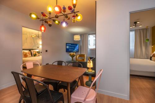 West Paris Suite