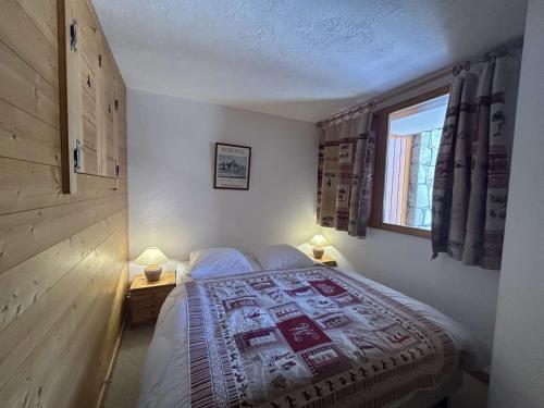 Duplex cosy 4/6 pers, proche télésiège et commerce, pkg couvert, casier à ski – Méribel