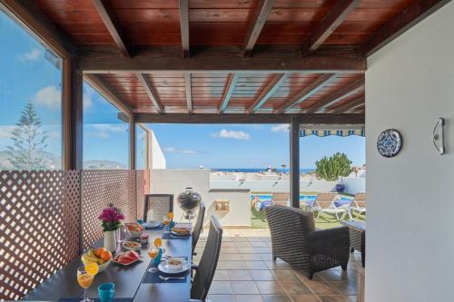 Villa Vino, Los Altos - Heated Pool, AC, Panorama Sea Views