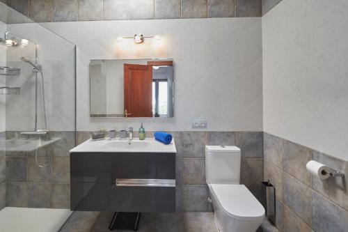 Villa Vino, Los Altos - Heated Pool, AC, Panorama Sea Views