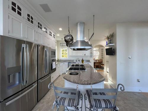 Galeriebild der Unterkunft Lake Michigamme Luxury Retreat in Michigamme