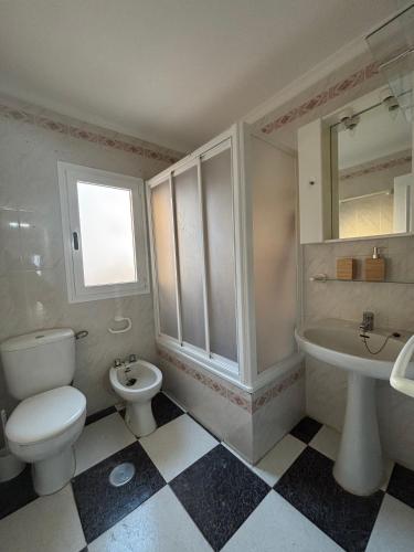 Ένα μπάνιο στο Apartamento Clavel