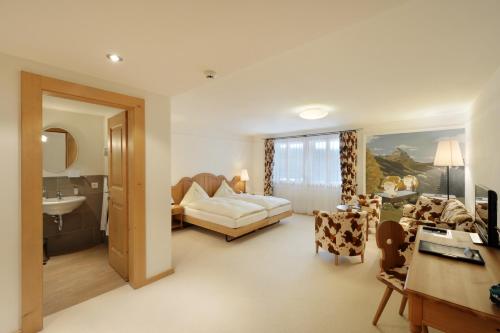 Hotel Bellerive Gstaad photo 2