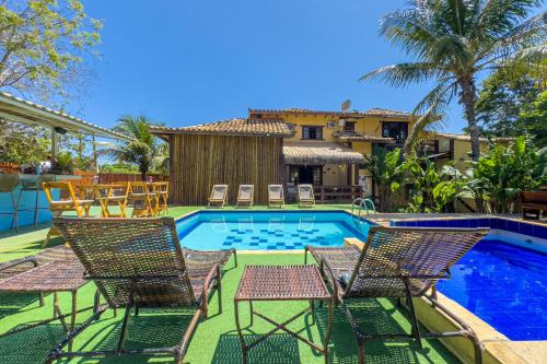 Swimmingpoolen hos eller tæt på EstrelaMar Ferradura Restaurante & Spa