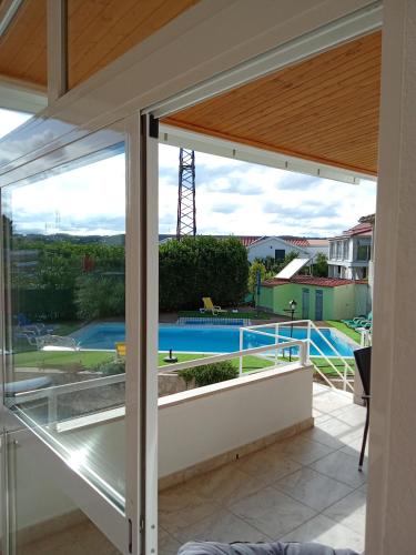 Πισίνα στο ή κοντά στο Hotel Larverde