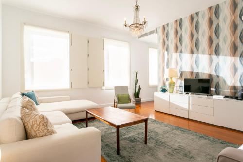 Apartment Carmo