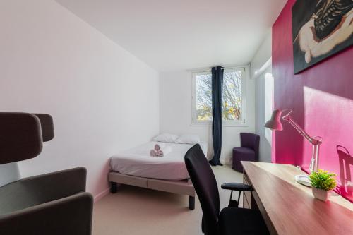 Photo de la galerie de l'établissement Le Rayonnant I Parking I 8 personnes, à Noisy-le-Grand