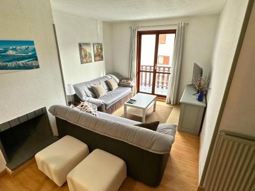 Cervino 2: Apartamento en Formigal Pueblo