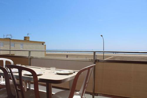 Appartement 2 pièces PORT LA NOUVELLE PN210-036