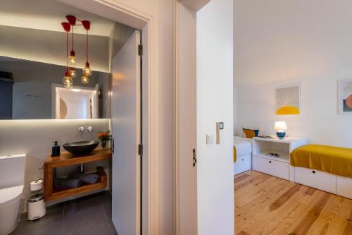 Recently renovated 4 bdr Villa with ocean views