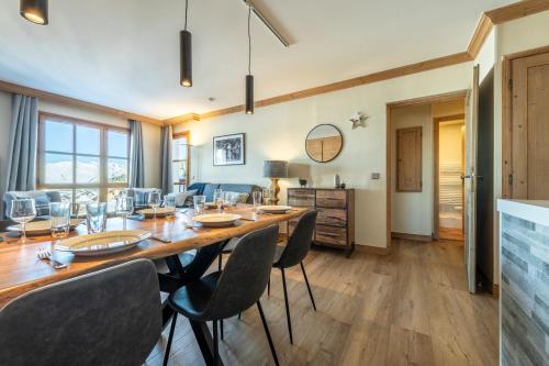 Appt rénové, 6 personnes Arc 1950 vue exceptionnelle MontBlanc, sauna, hammam, piscine int et ext