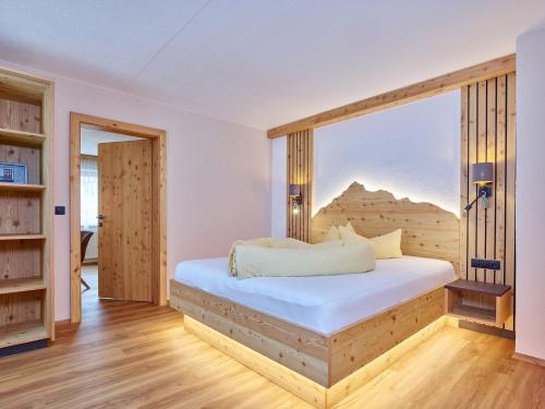 Postel nebo postele na pokoji v ubytování Hotel Alt Vent Tyrol