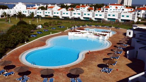 Recently renovated 4 bdr Villa with ocean views