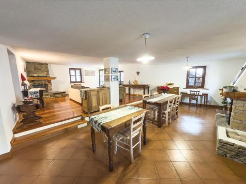 Kuchyň nebo kuchyňský kout v ubytování Casa Vacanze Grand-Haury da Andrea 2