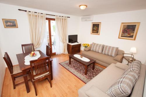 Apartments SI