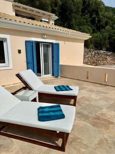 Galería fotográfica de Poros Blue Villa en Mikros Gialos