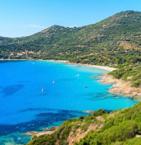 Φυσικό τοπίο κοντά σε αυτή η παραθεριστική κατοικία
