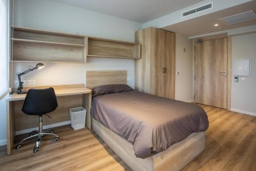 Postel nebo postele na pokoji v ubytování Micampus Bilbao Student Residence