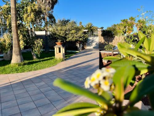 Kishni, peaceful and luxury suite villa