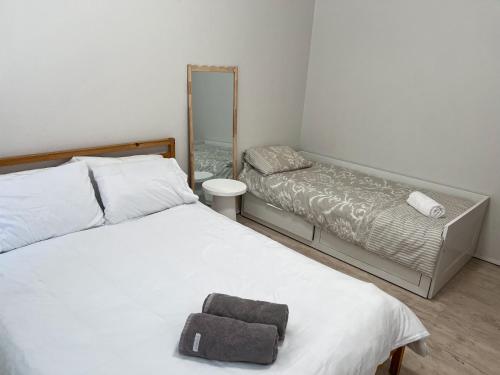Ein Bett oder Betten in einem Zimmer der Unterkunft Ocean Views