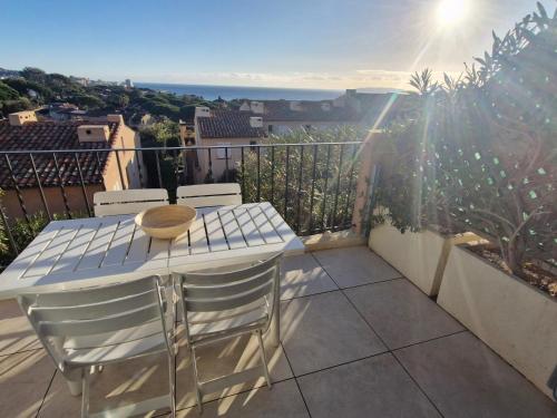 Appartement 3 pièces climatisé avec piscine et parking proche plage à Sainte-Maxime - FR-1-780-87