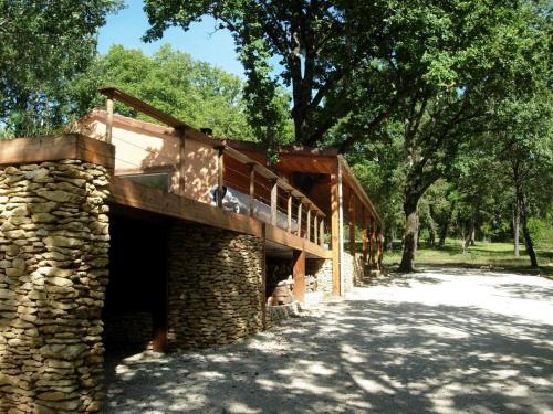 Maison bois avec piscine privée et Wifi, animaux admis - FR-1-616-447