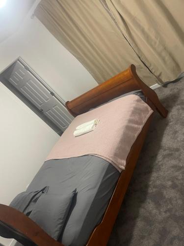 Postel nebo postele na pokoji v ubytování DLush room