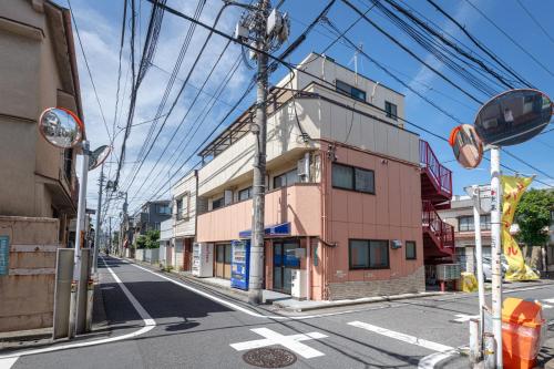 3 minutes to Ikebukuro Station! 4-minute walk from the nearest station 池袋本町3,4階
