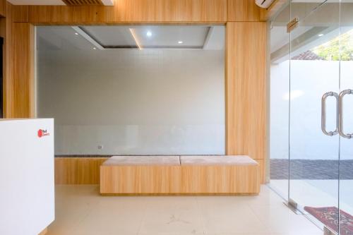 Phòng tắm tại RedDoorz Syariah near Jogja City Mall 2