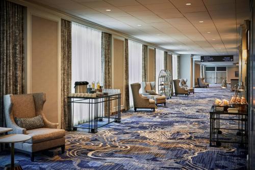 Posezení v ubytování New Orleans Marriott
