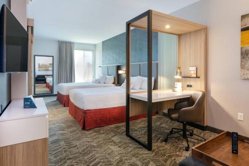 Postel nebo postele na pokoji v ubytování SpringHill Suites by Marriott Chattanooga South/Ringgold