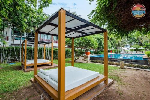 Πισίνα στο ή κοντά στο The Sky Cozy pool villa garden view