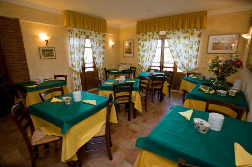 Restaurace v ubytování Agriturismo D' Epoca La Marianella