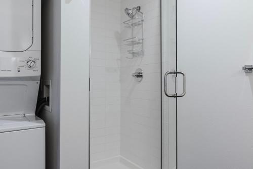 Koupelna v ubytování Blueground Bellevue pool nr parks SEA-804