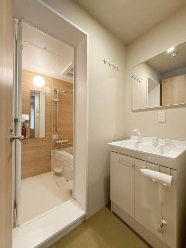Celine Kanayama by b hotel - Central 2BR 2 Baths Vibrant Area & Shopping 51