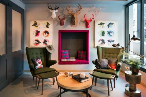 MOXY Seattle Downtown Image