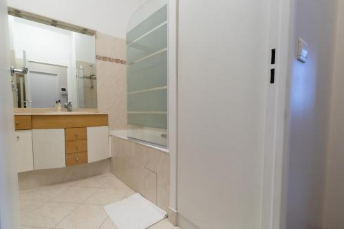 Appartement 2 personnes proche Beaugrenelle - II