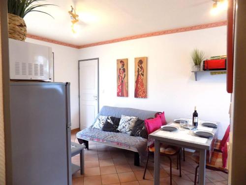 Photo de la galerie de l'établissement Saint Palais sur Mer - APPARTEMENT Thalassa - CORNICHE et PLAGE de NAUZAN, à Saint-Palais-sur-Mer