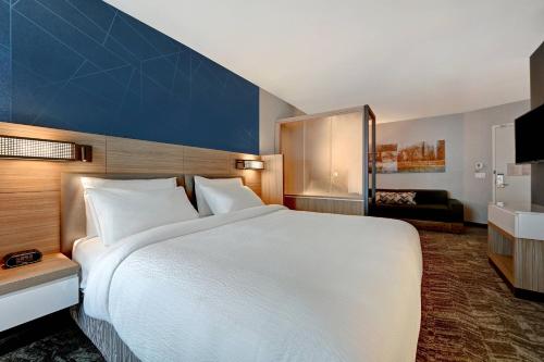 Postel nebo postele na pokoji v ubytování SpringHill Suites by Marriott Albuquerque University Area