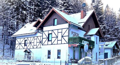 Budova, kde se bed and breakfast nachází