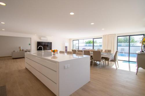 Ilha do Sol Luxury in an ideal location!