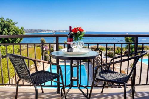 Foto H&O SUNRISE VILLA IN Coral Bay! 3