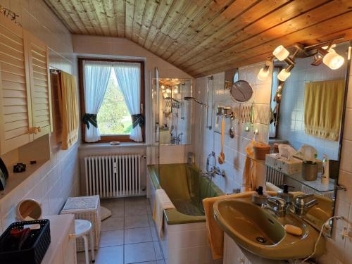 Χώρος καθιστικού στο Ferienwohnung Gipfelglück 931 mit Hallenbad und Sauna