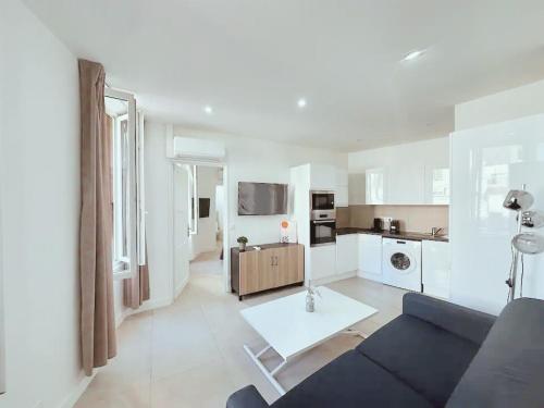 Appartement 2 pieces rénové avec clim, Wi-Fi et tout équipé - Proche de rue d'Antibes et Palais des Festivals